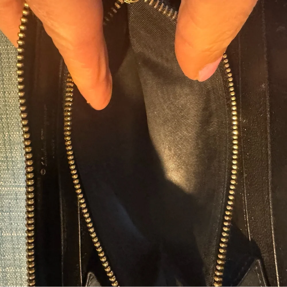 Salvatore Ferragamo Black Quilted Vara Zip Around Wallet with Gold Hardware. - Picture 8 of 9